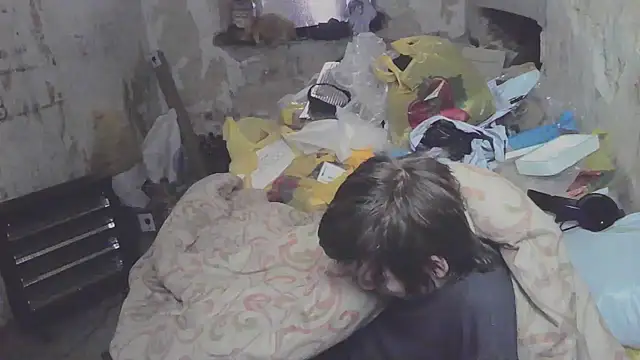 makarov1993 online show from April 20, 2026, 7:44 am