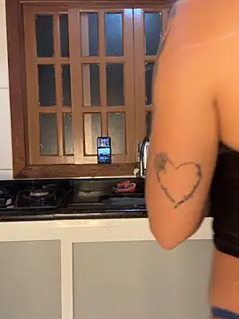 Casalmasc online show from February 11, 2026, 1:10 am