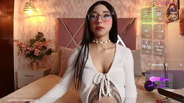 Aliice1  online show from November 30, 2025, 10:58 pm