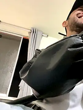 Michaell Spinelly online show from September 21, 2025, 3:08 am