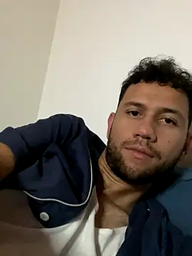 Michaell Spinelly online show from September 22, 2025, 3:19 am