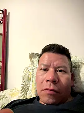 Manu0586 online show from September 15, 2025, 3:39 am