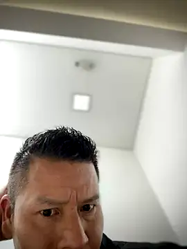 Manu0586 online show from September 29, 2025, 4:17 am