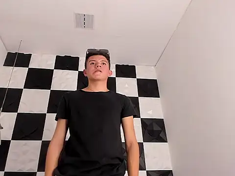 Snapshot of AndyFame1 chatting on September 12, 2025, 7:14 pm AndyFame1 online show from September 12, 2025, 7:14 pm