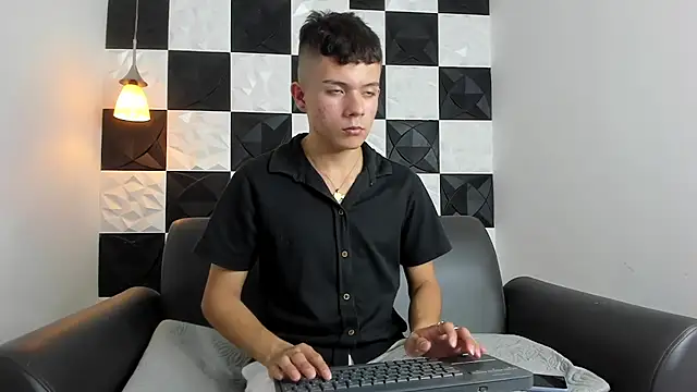 Snapshot of AndyFame1 chatting on September 22, 2025, 7:05 pm AndyFame1 online show from September 22, 2025, 7:05 pm