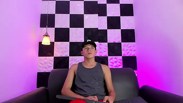 Snapshot of AndyFame1 chatting on October 8, 2025, 6:38 pm AndyFame1 online show from October 8, 2025, 6:38 pm