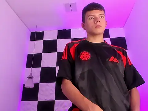 Snapshot of AndyFame1 chatting on October 10, 2025, 6:51 pm AndyFame1 online show from October 10, 2025, 6:51 pm