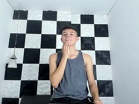 Snapshot of AndyFame1 chatting on November 14, 2025, 7:01 pm AndyFame1 online show from November 14, 2025, 7:01 pm