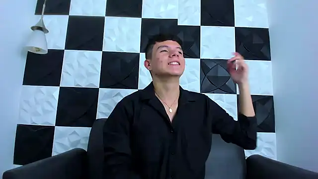 Snapshot of AndyFame1 chatting on November 28, 2025, 6:54 pm AndyFame1 online show from November 28, 2025, 6:54 pm