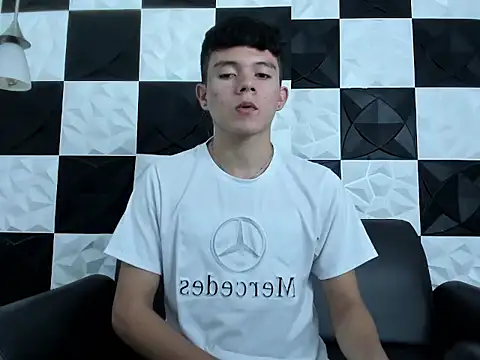 Snapshot of AndyFame1 chatting on November 30, 2025, 12:42 pm AndyFame1 online show from November 30, 2025, 12:42 pm