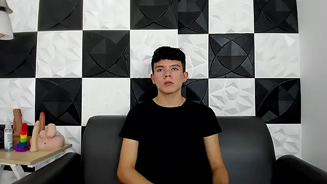 Snapshot of AndyFame1 chatting on December 4, 2025, 7:00 pm AndyFame1 online show from December 4, 2025, 7:00 pm