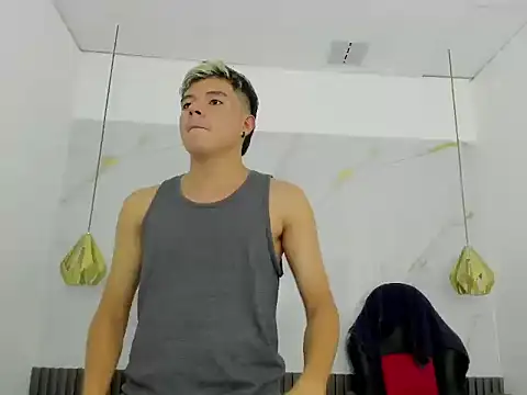 AndyFame1 online show from March 5, 2026, 6:48 pm