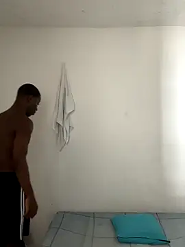 CharlesBrown  online show from September 23, 2025, 1:47 pm