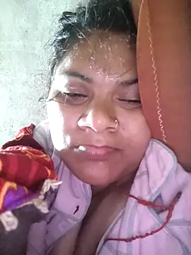 Snapshot of couple_71 chatting on February 8, 2026, 5:16 pm couple 71 online show from February 8, 2026, 5:16 pm