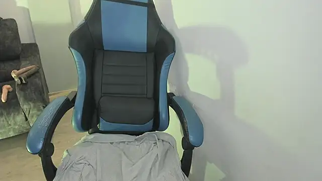 Scarbadgirl  online show from November 9, 2025, 3:38 am