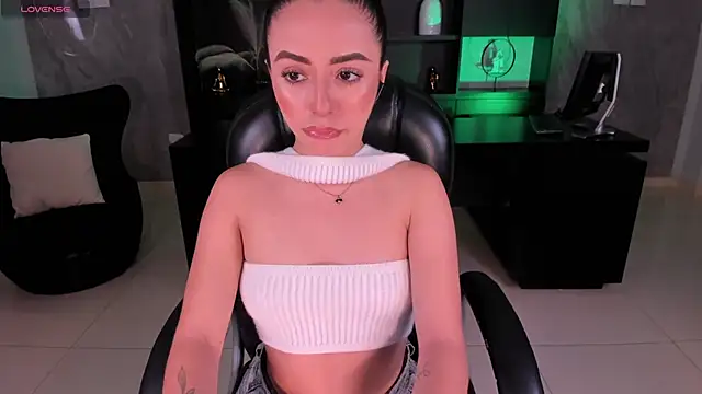 IsabellaMoreau online show from March 15, 2026, 5:30 pm