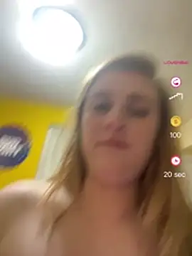 Snapshot of nataliesquirts4216 chatting on May 22, 2026, 3:13 am nataliesquirts4216 online show from May 22, 2026, 3:13 am