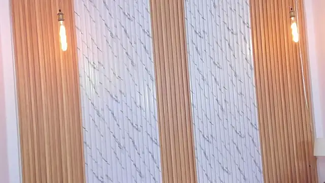 thomas walker0 online show from November 8, 2025, 1:33 pm