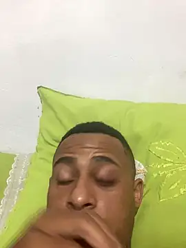 Snapshot of freedmar chatting on November 9, 2025, 2:04 pm freedmar online show from November 9, 2025, 2:04 pm