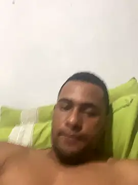 Snapshot of freedmar chatting on November 24, 2025, 2:28 pm freedmar online show from November 24, 2025, 2:28 pm