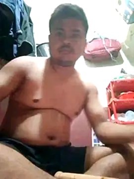 CatchingBouquet online show from October 19, 2025, 1:12 pm