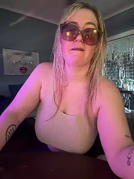 Granlady7 online show from March 31, 2026, 7:36 pm