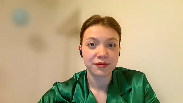 WonderAngela online show from February 12, 2026, 4:24 pm