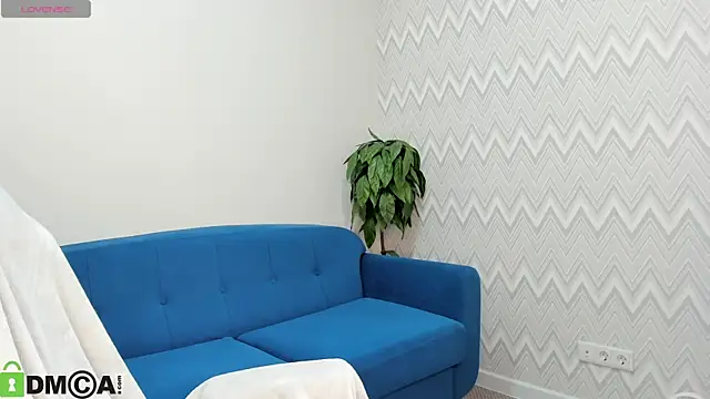 Nelly Kimm online show from October 5, 2025, 12:53 am