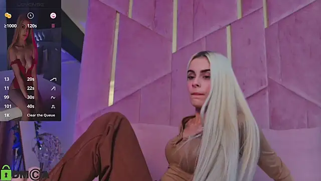 SelenaDaze online show from October 17, 2025, 3:42 am