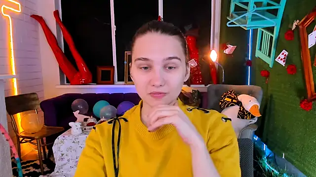 TessaMill online show from September 20, 2025, 5:19 am