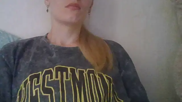 Snapshot of JayeTyler chatting on August 7, 2026, 6:04 am JayeTyler online show from August 7, 2026, 6:04 am