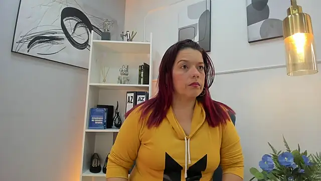 Snapshot of VeronicaBlake chatting on May 25, 2026, 1:17 pm VeronicaBlake online show from May 25, 2026, 1:17 pm