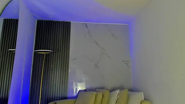 kiaratentation online show from January 6, 2026, 8:34 pm