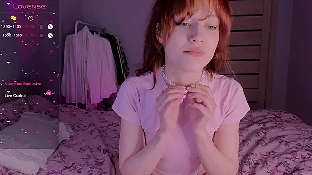 Snapshot of _Elen_Lilith_ chatting on May 5, 2026, 7:33 pm Elen Lilith online show from May 5, 2026, 7:33 pm