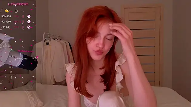 Snapshot of _Elen_Lilith_ chatting on June 7, 2026, 1:04 pm Elen Lilith online show from June 7, 2026, 1:04 pm