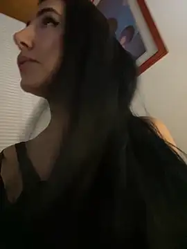 Snapshot of oh_nina chatting on November 25, 2025, 12:54 am oh nina online show from November 25, 2025, 12:54 am