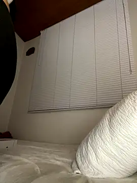 Snapshot of oh_nina chatting on November 28, 2025, 3:09 am oh nina online show from November 28, 2025, 3:09 am