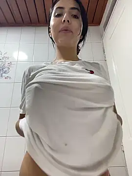 oh nina online show from April 19, 2026, 12:33 am