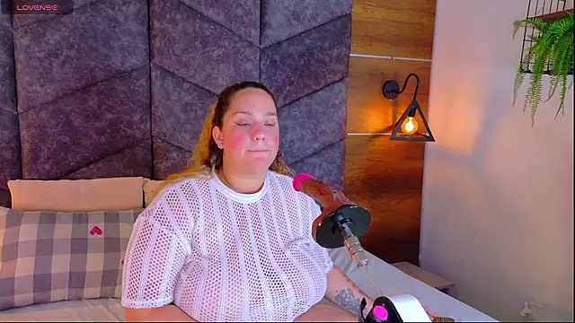 Snapshot of JenaCooper_ chatting on June 4, 2026, 3:12 am JenaCooper online show from June 4, 2026, 3:12 am