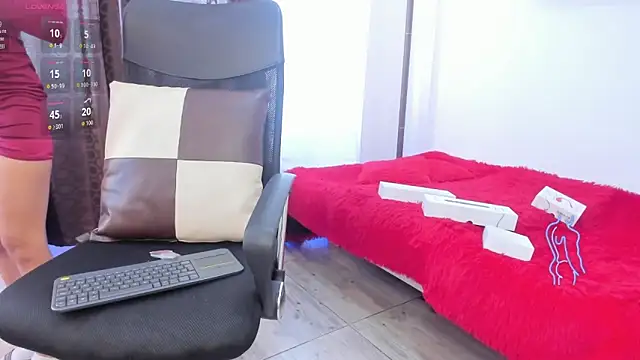 miaroberts69 online show from March 13, 2026, 10:16 pm