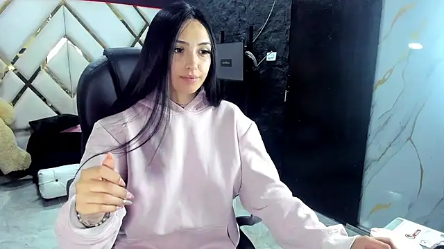 Snapshot of Issabela_Mackey_ chatting on November 27, 2025, 4:36 am Issabela Mackey online show from November 27, 2025, 4:36 am