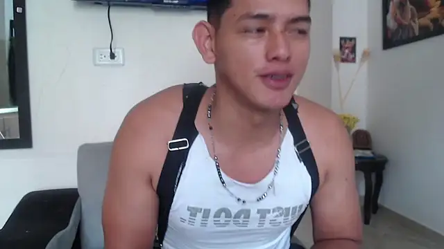 Hiroshi Shen online show from May 3, 2026, 1:06 pm