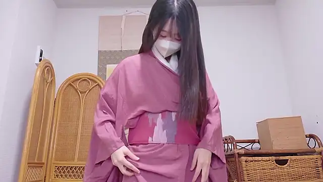 OSUSHI-CHAN online show from November 18, 2025, 11:58 am