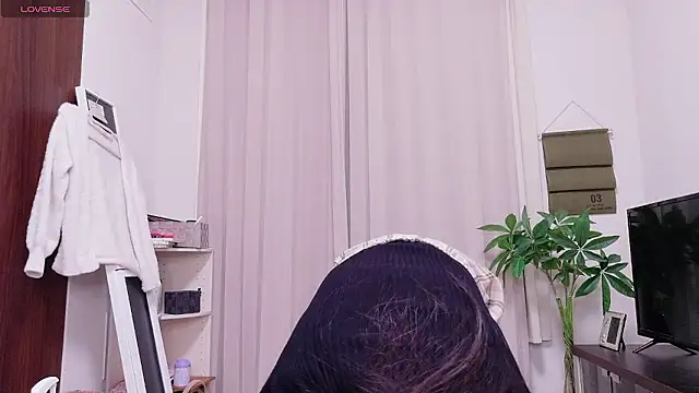 OSUSHI-CHAN online show from April 22, 2026, 5:03 pm