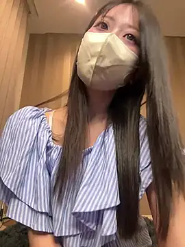 Snapshot of OSUSHI-CHAN chatting on July 23, 2026, 5:55 pm OSUSHI-CHAN online show from July 23, 2026, 5:55 pm
