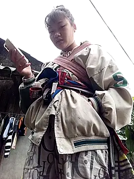 memeto sexy online show from November 19, 2025, 2:22 am