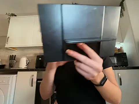 Snapshot of FrancescaXO chatting on March 11, 2026, 8:42 am FrancescaXO online show from March 11, 2026, 8:42 am