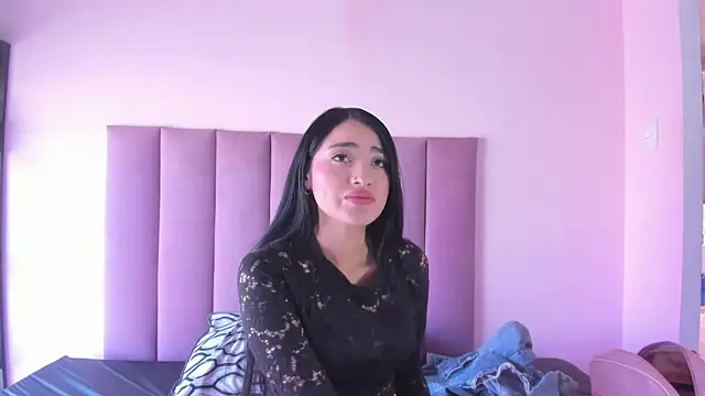 violet myerrs online show from September 13, 2025, 1:11 pm