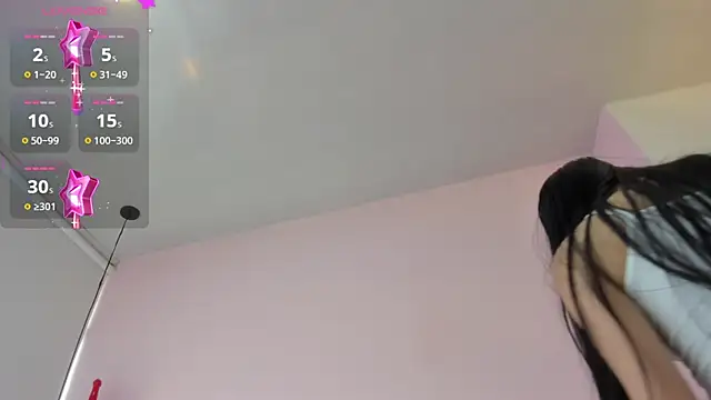 violet myerrs online show from October 30, 2025, 2:40 pm