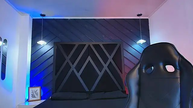 zoe martins  online show from March 2, 2026, 5:20 pm